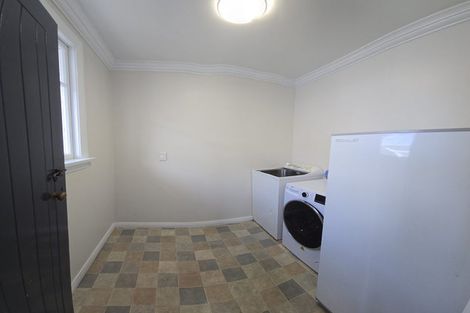Photo of property in 11 College Street, Caversham, Dunedin, 9012