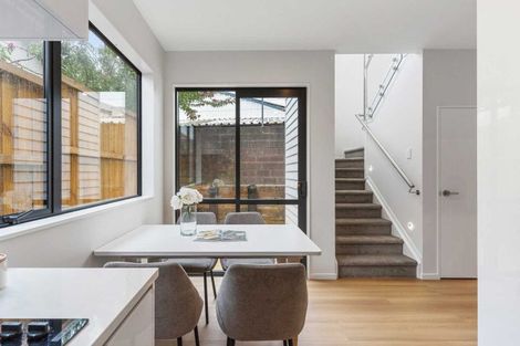 Photo of property in 78e Kelman Road, Kelston, Auckland, 0602