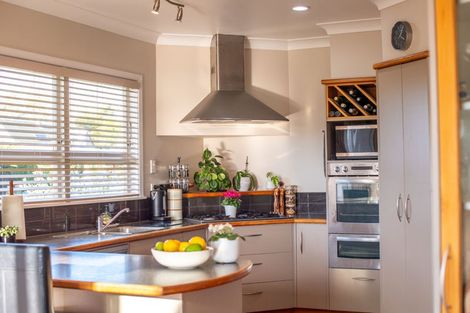 Photo of property in 19 Mckenzie Road, Owhata, Rotorua, 3010