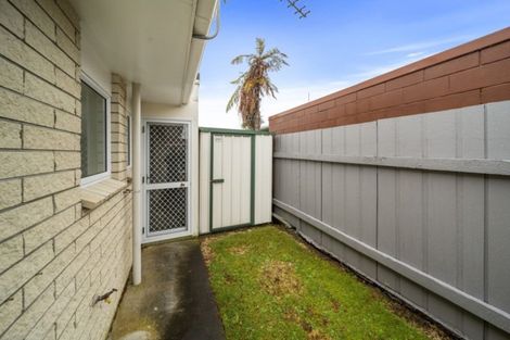 Photo of property in 143 Tukapa Street, Westown, New Plymouth, 4310
