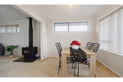 Photo of property in 1/78 Bentley Avenue, Glenfield, Auckland, 0629