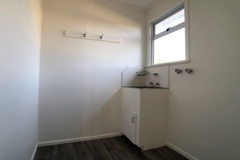 Photo of property in 36 Larnoch Road, Henderson, Auckland, 0610