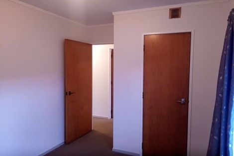 Photo of property in 2/21 Gloaming Place, Conifer Grove, Takanini, 2112