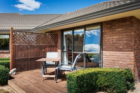 Photo of property in 92 Mount Taylor Drive, Feilding, 4775