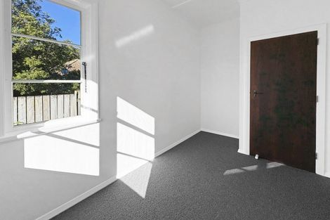 Photo of property in 10 Clapham Place, Whanganui East, Whanganui, 4500
