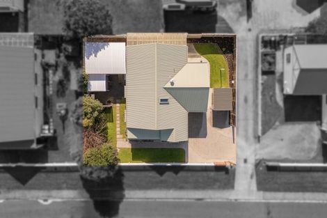 Photo of property in 11 Cholmondeley Crescent, Whitianga, 3510