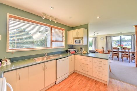 Photo of property in 4 Firth Street, Fortrose, Tokanui, 9875