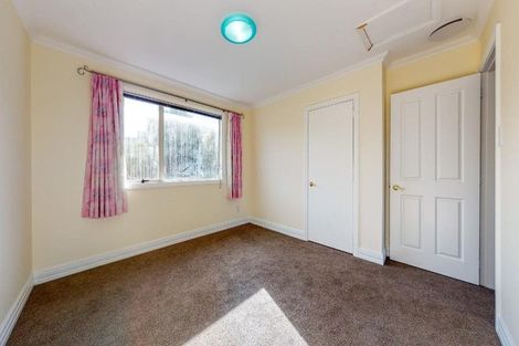 Photo of property in 24 Saunders Close, Whitby, Porirua, 5024