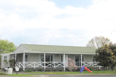 Photo of property in 23 Endeavour Close, Whitianga, 3510