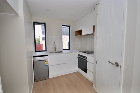 Photo of property in 139 Tirimoana Road, Te Atatu South, Auckland, 0602