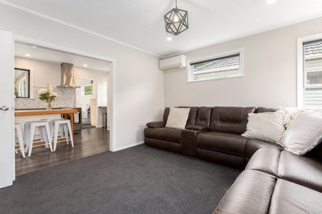 Photo of property in 18 Dover Road, Wainuiomata, Lower Hutt, 5014