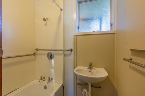 Photo of property in 6 Lake View Road, Waipukurau, 4200