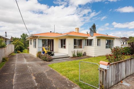 Photo of property in 42a Seddon Street, Feilding, 4702