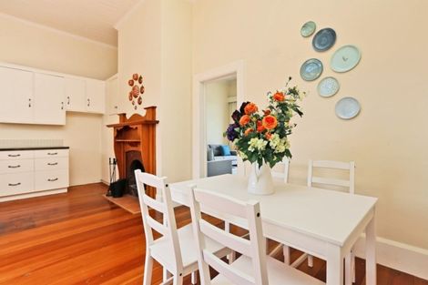 Photo of property in 20 Colenso Avenue, Hospital Hill, Napier, 4110