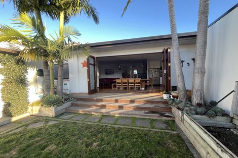 Photo of property in 16 Logan Avenue, Marewa, Napier, 4110