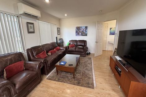 Photo of property in 109 Hugh Green Drive, Pinehill, Auckland, 0632