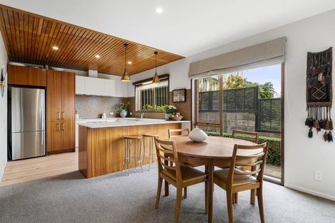 Photo of property in 2/63a Norwood Road, Bayswater, Auckland, 0622