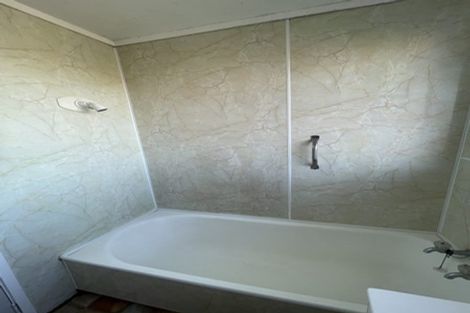 Photo of property in 9a Rothesay Place, Dinsdale, Hamilton, 3204
