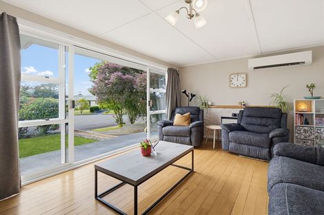 Photo of property in 4 Perth Place, Awapuni, Palmerston North, 4412