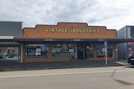 Photo of property in 207 Devon Street West, New Plymouth, 4310