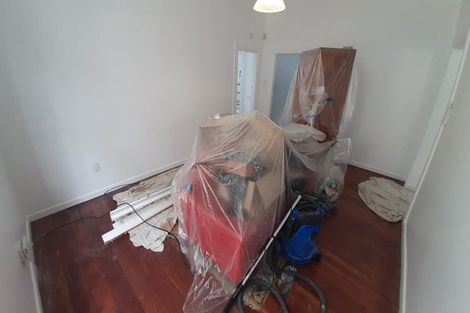 Photo of property in 15 Millward Street, Newtown, Wellington, 6021