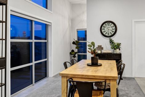 Photo of property in 17 Victoria Street, Hawera, 4610