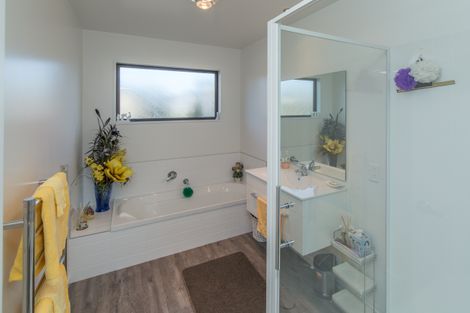 Photo of property in 21 Birchs Road, Prebbleton, 7604