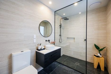 Photo of property in 47 Ashford Avenue, Hokowhitu, Palmerston North, 4410