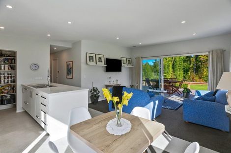 Photo of property in 76 Riddell Road, Kerikeri, 0230