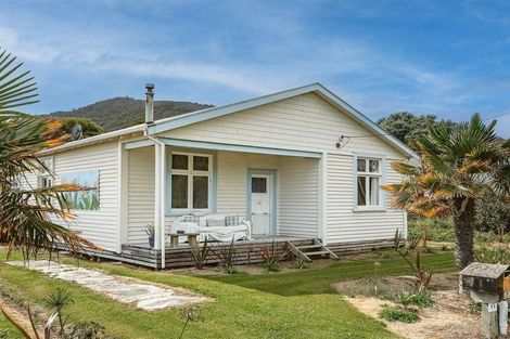 Photo of property in 5 River Road, Hector, 7822