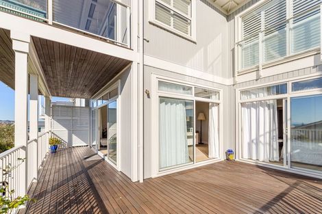 Photo of property in 18 Panorama Heights, Orewa, 0931