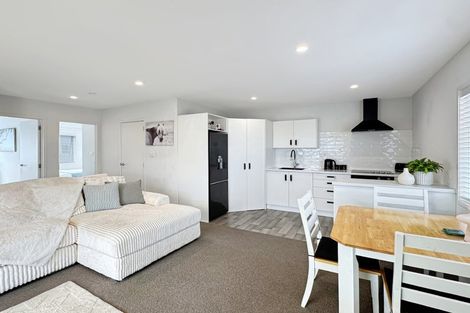 Photo of property in 202/11 Kamahi Crescent, Papamoa Beach, Papamoa, 3118