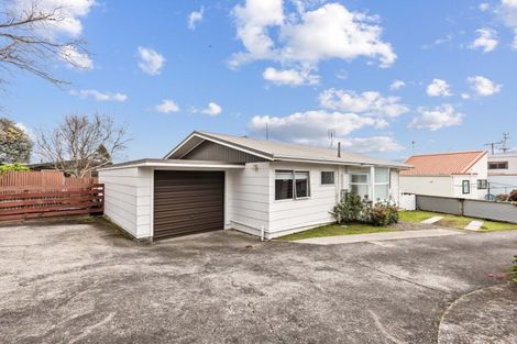 Photo of property in 3/166 Ngamotu Road, Spotswood, New Plymouth, 4310