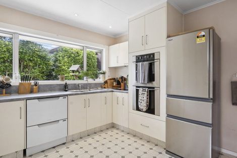 Photo of property in 8 Jason Street, Helensburgh, Dunedin, 9010