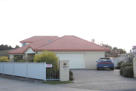 Photo of property in 20 Pukekura Place, Taradale, Napier, 4112