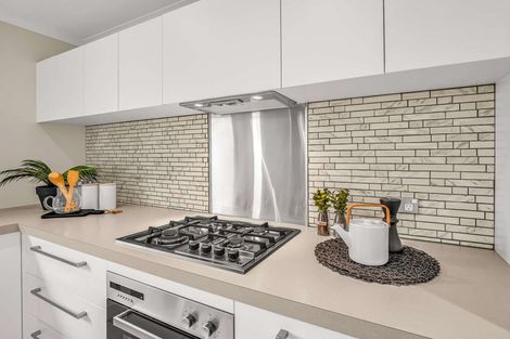 Photo of property in 14a Duna Place, Takaro, Palmerston North, 4412