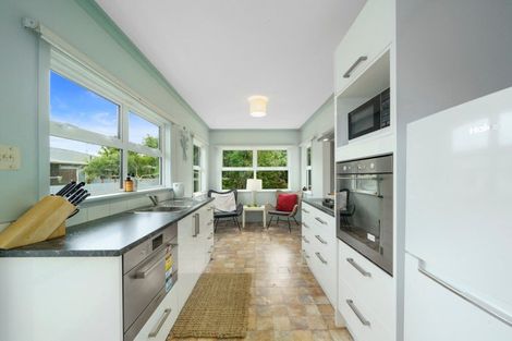 Photo of property in 6 Eton Place, Levin, 5510