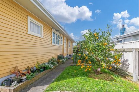 Photo of property in 15 Sefton Avenue, Highbury, Palmerston North, 4412