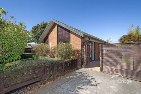 Photo of property in 21 Angela Street, Upper Riccarton, Christchurch, 8041