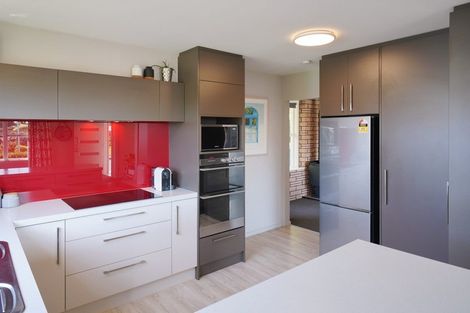 Photo of property in 3 Fraser Place, Rangiora, 7400