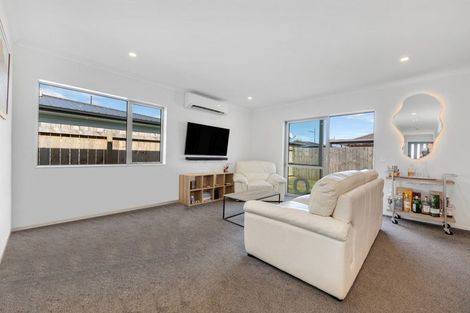 Photo of property in 4 Kutukutu Street, Takanini, 2112