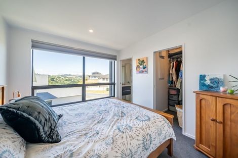 Photo of property in 62u1 Spenmoor Street, Newlands, Wellington, 6037