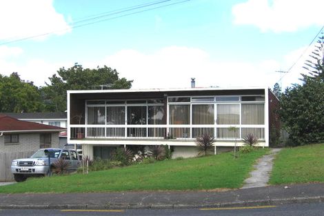 Photo of property in 57 Royal View Road, Te Atatu South, Auckland, 0610
