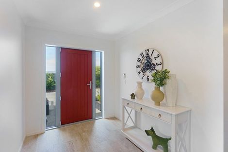 Photo of property in 45 Seagrass Place, Otaki Beach, Otaki, 5512