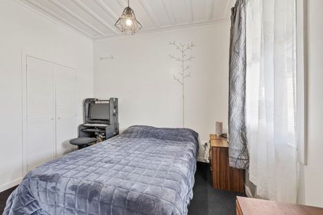 Photo of property in 2 Warre Street, Waitara, 4320