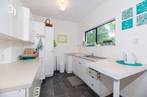 Photo of property in 39 Lastel Place, Shelly Park, Auckland, 2014