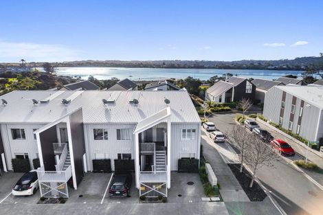 Photo of property in 9/28 Nevill Road, Hobsonville, Auckland, 0616