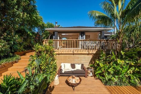 Photo of property in 7 Brussells Place, Birkenhead, Auckland, 0626
