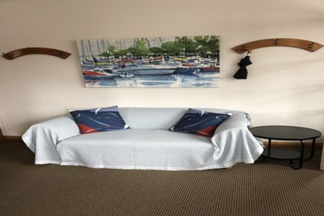 Photo of property in 11-19 Wellington Street, Picton, 7220