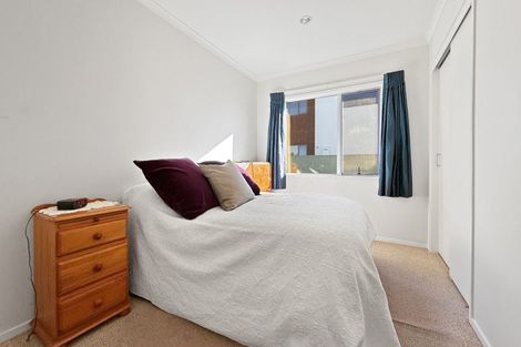 Photo of property in 52 Charles Street, Westshore, Napier, 4110